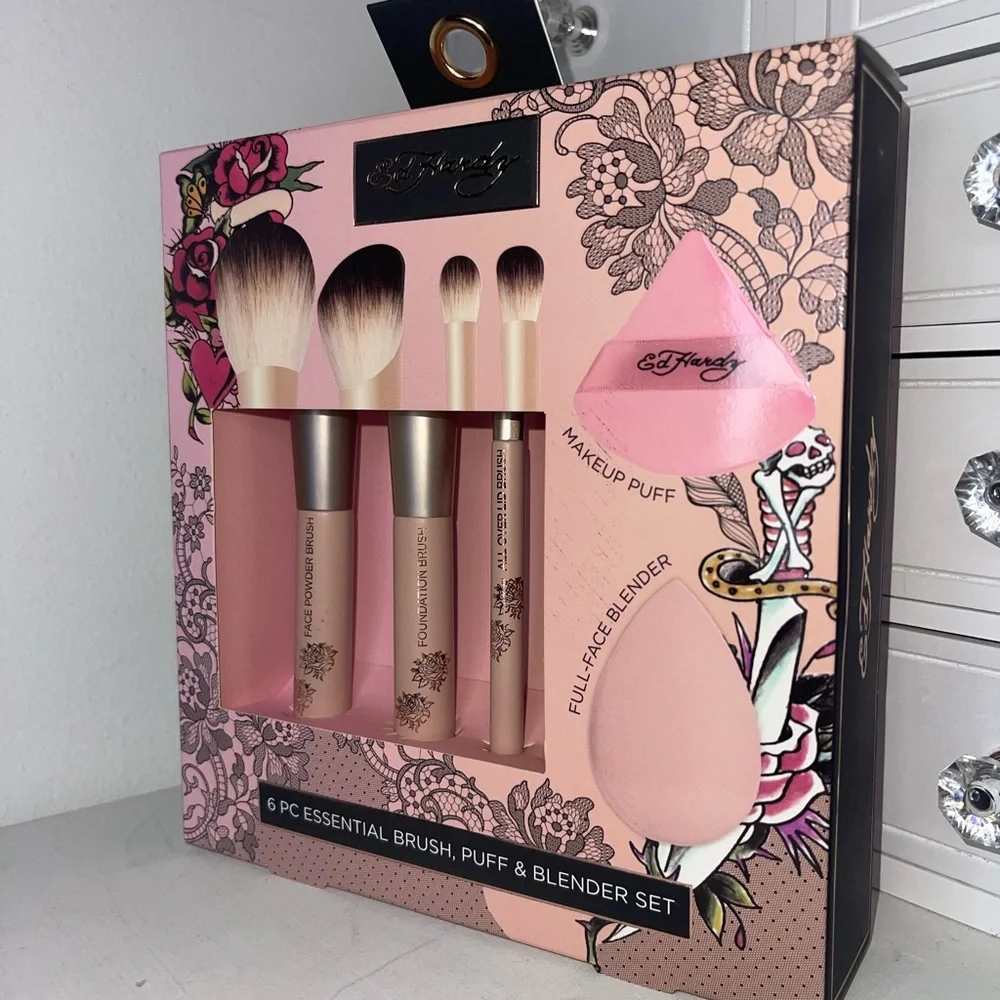 NWT Ed Hardy Pink 6-Piece Makeup Brush, Puff & Blender Set - Picture 6 of 7